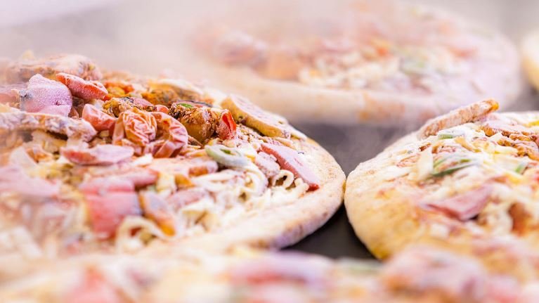 Frozen pizza